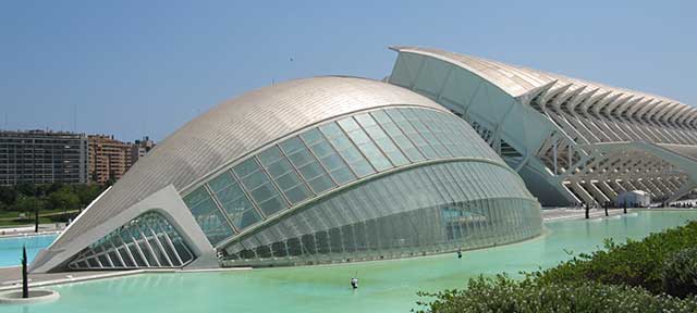 Ciudad-de-las-Artes-y-de-las-Ciencias-(3)